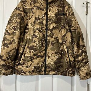 North face Camouflage Puffer Jacket size medium
